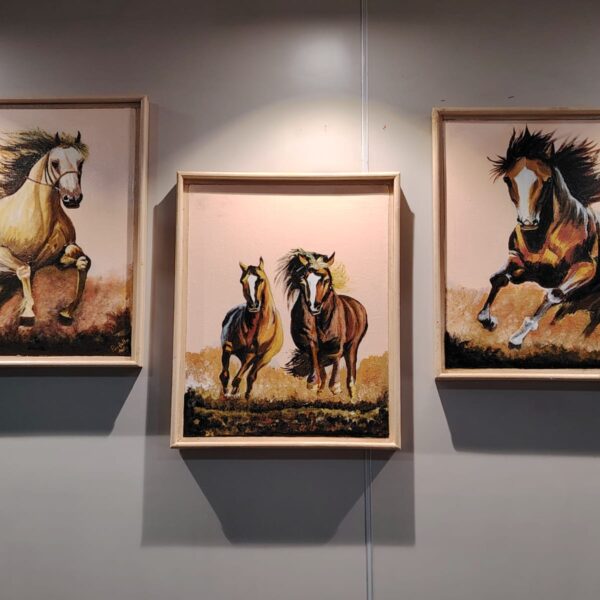 3 Horses - 3 Frames